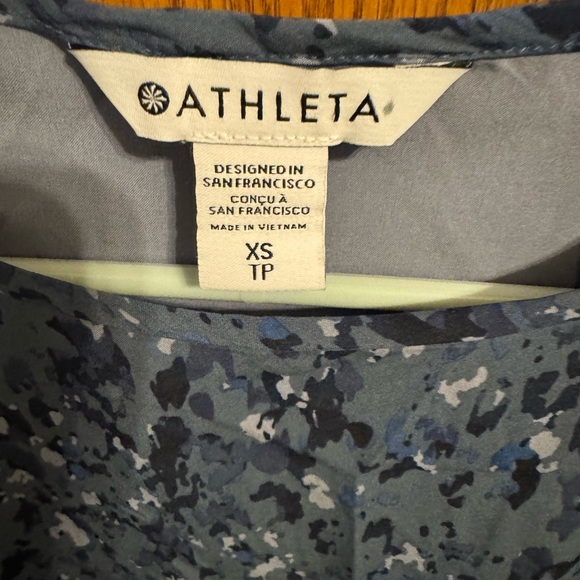 Athleta top. Sleeveless, blouse. Colors are really pretty - Picture 2 of 2